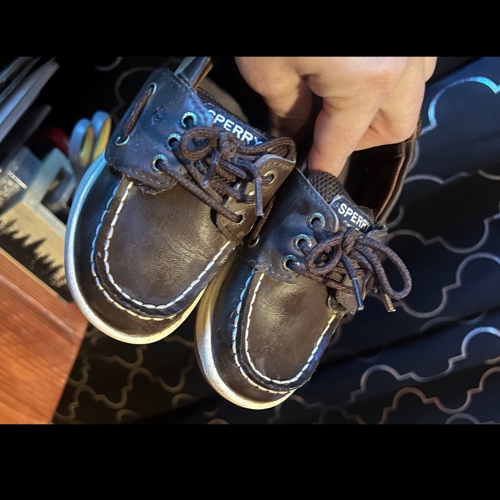 Sperry Brown Boat-Style Shoes with Nautical Design